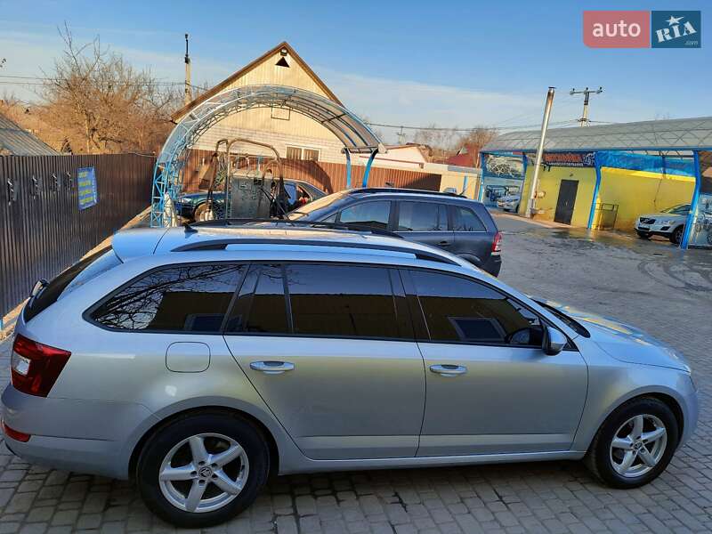 Універсал Skoda Octavia 2013 в Первомайську