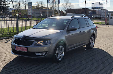 Универсал Skoda Octavia 2014 в Черновцах