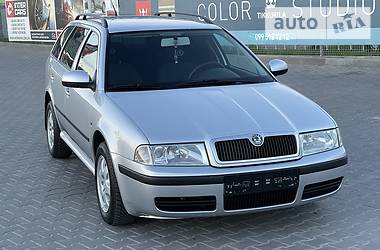 Универсал Skoda Octavia 2010 в Виннице