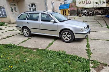 Универсал Skoda Octavia 2000 в Гусятине