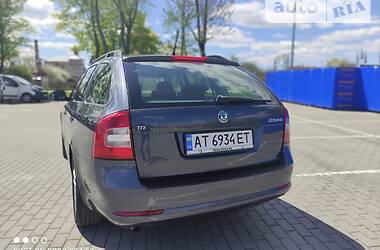 Универсал Skoda Octavia 2012 в Коломые