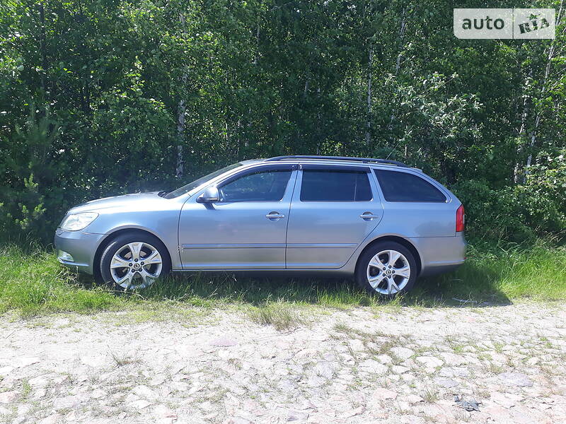 Універсал Skoda Octavia 2012 в Овручі