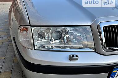 Универсал Skoda Octavia 2003 в 