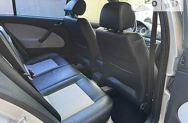 Универсал Skoda Octavia 2003 в 