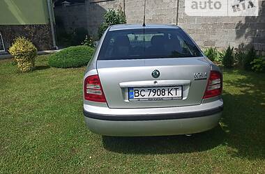 Лифтбек Skoda Octavia 2004 в Стрые