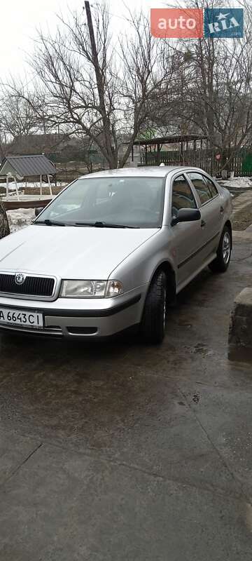Ліфтбек Skoda Octavia 1999 в Корсунь-Шевченківському