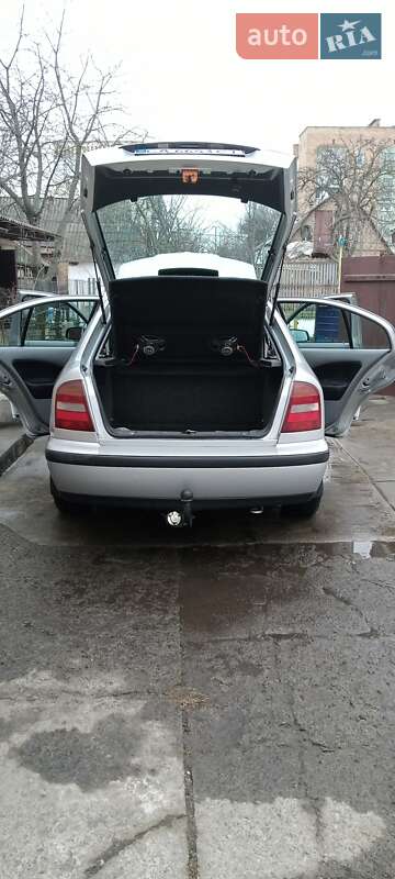 Ліфтбек Skoda Octavia 1999 в Корсунь-Шевченківському