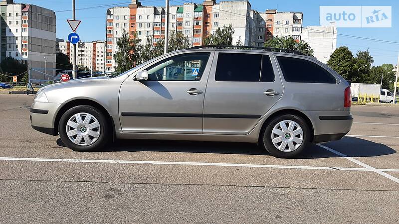 Универсал Skoda Octavia 2008 в Чернигове