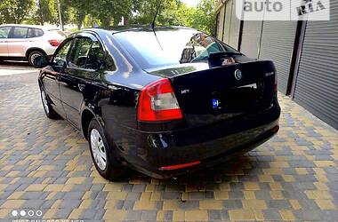 Лифтбек Skoda Octavia 2010 в Чернигове