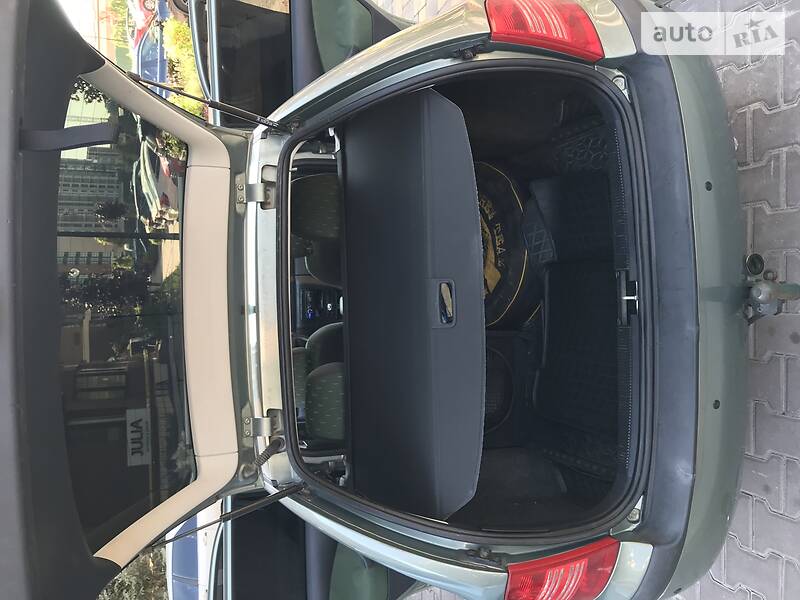 Універсал Skoda Octavia 2001 в Києві