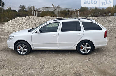 Універсал Skoda Octavia 2011 в 