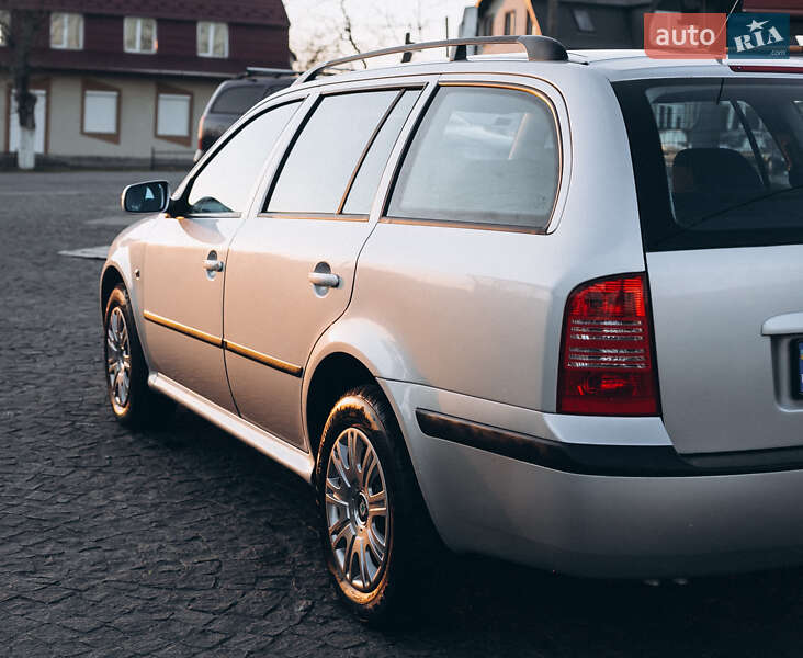 Універсал Skoda Octavia 2003 в Бучачі