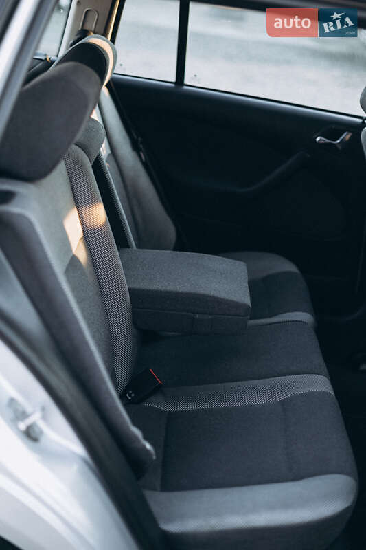 Універсал Skoda Octavia 2003 в Бучачі