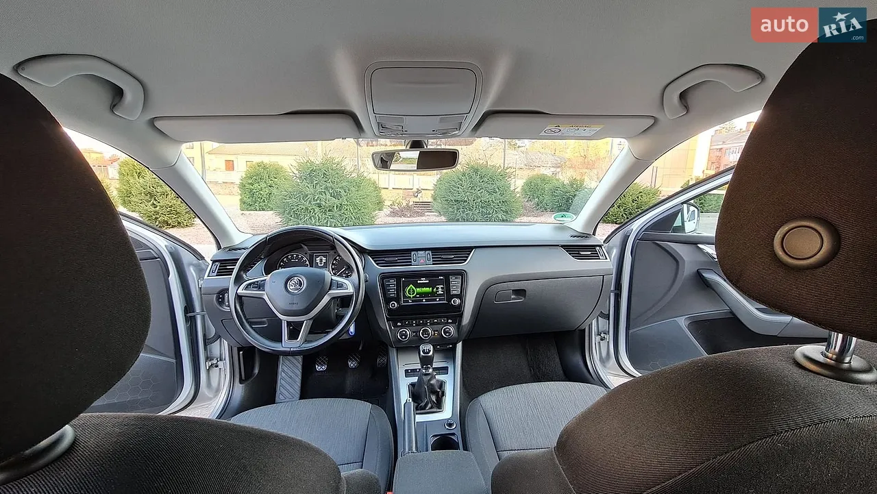 2017 Skoda Octavia - мініатюра 8