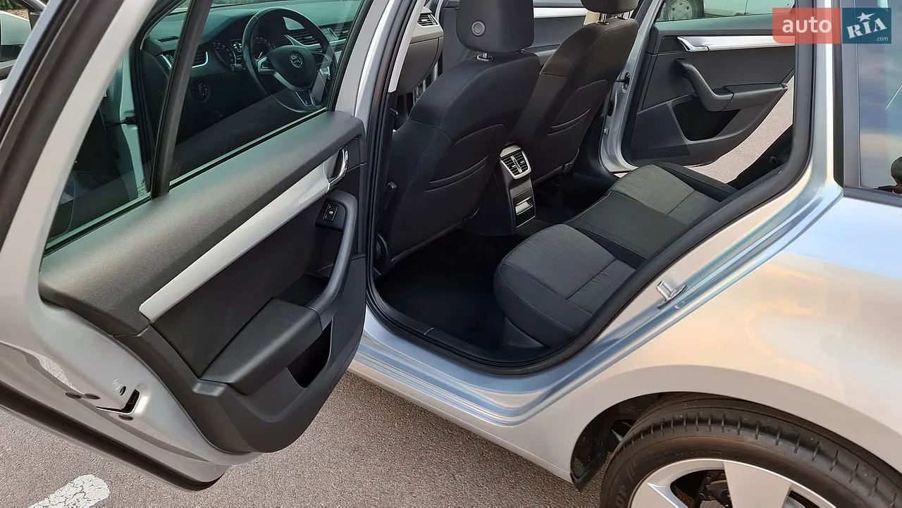 2017 Skoda Octavia - мініатюра 15