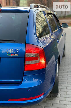 AUTO.RIA – Продам Шкода Октавия 2008 (AX2379IA) дизель 2.0