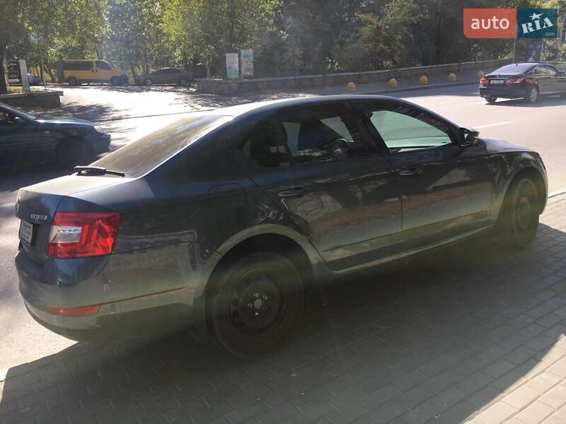 Лифтбек Skoda Octavia 2016 в Киеве