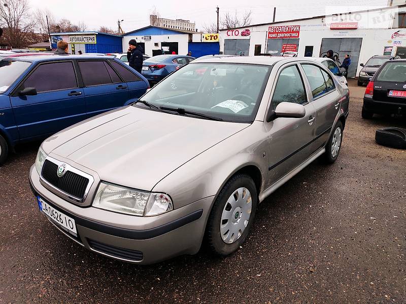 Лифтбек Skoda Octavia 2009 в Черкассах