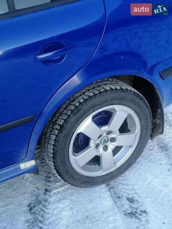 Хетчбек Skoda Octavia 2004 в Кропивницькому