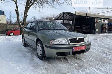 Лифтбек Skoda Octavia 2003 в Львове