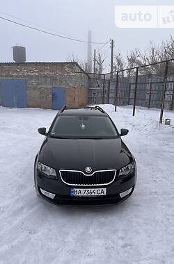 Универсал Skoda Octavia 2016 в Знаменке