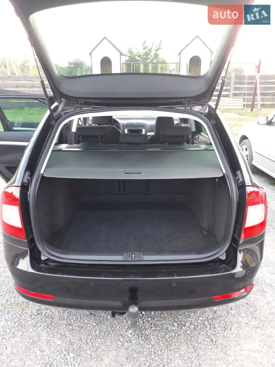 2011 Skoda Octavia - мініатюра 12