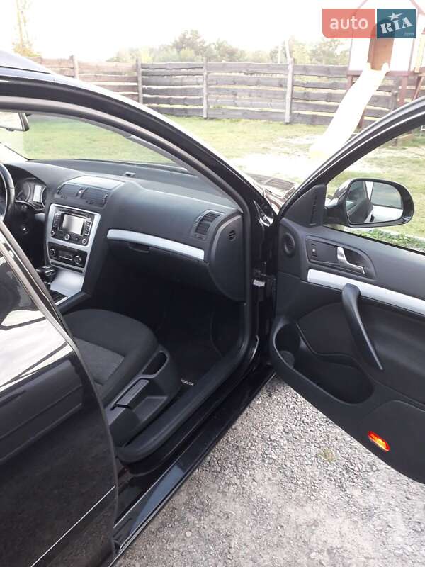 Универсал Skoda Octavia 2011 в Радехове фото 22 Универсал Skoda Octavia 2011 в Радехове