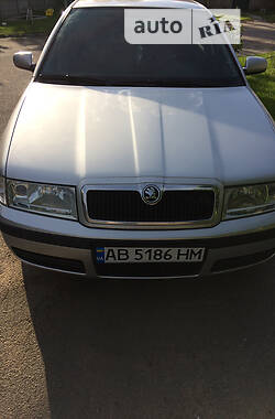 Лифтбек Skoda Octavia 2004 в Гайсине