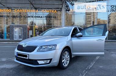 Ліфтбек Skoda Octavia 2015 в Запоріжжі