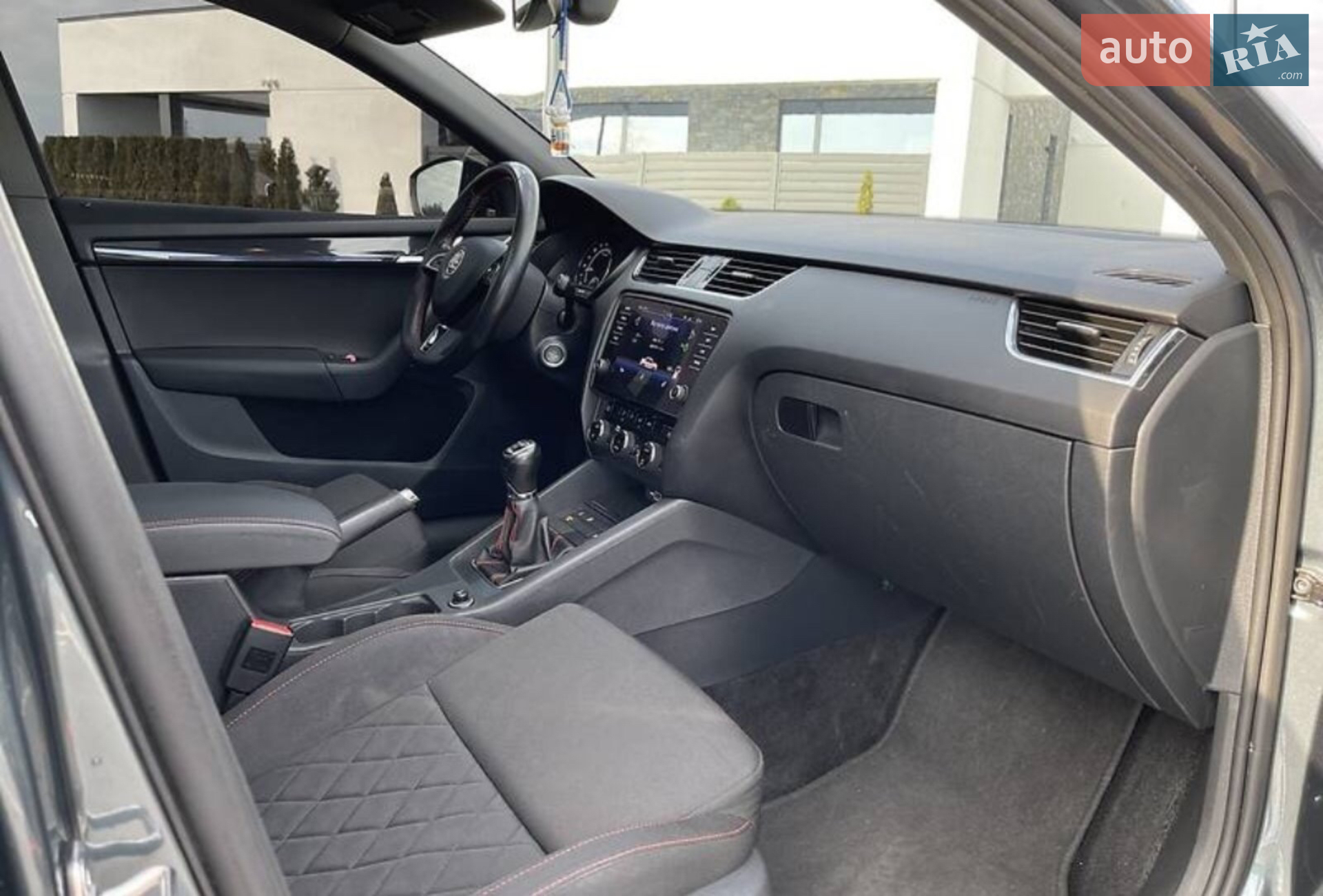 2018 Skoda Octavia - мініатюра 28