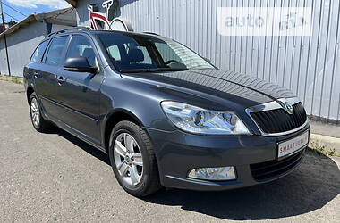 Универсал Skoda Octavia 2009 в 