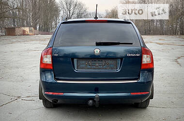 Універсал Skoda Octavia 2012 в Житомирі