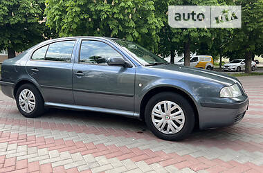 Лифтбек Skoda Octavia 2005 в Луцке