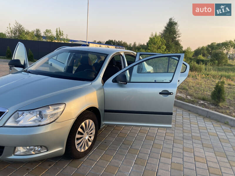 Ліфтбек Skoda Octavia 2012 в Іршаві фото 39 Ліфтбек Skoda Octavia 2012 в Іршаві