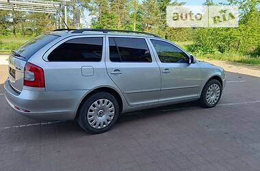 Универсал Skoda Octavia 2011 в Рожнятове