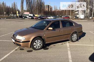 Лифтбек Skoda Octavia 2001 в Киеве