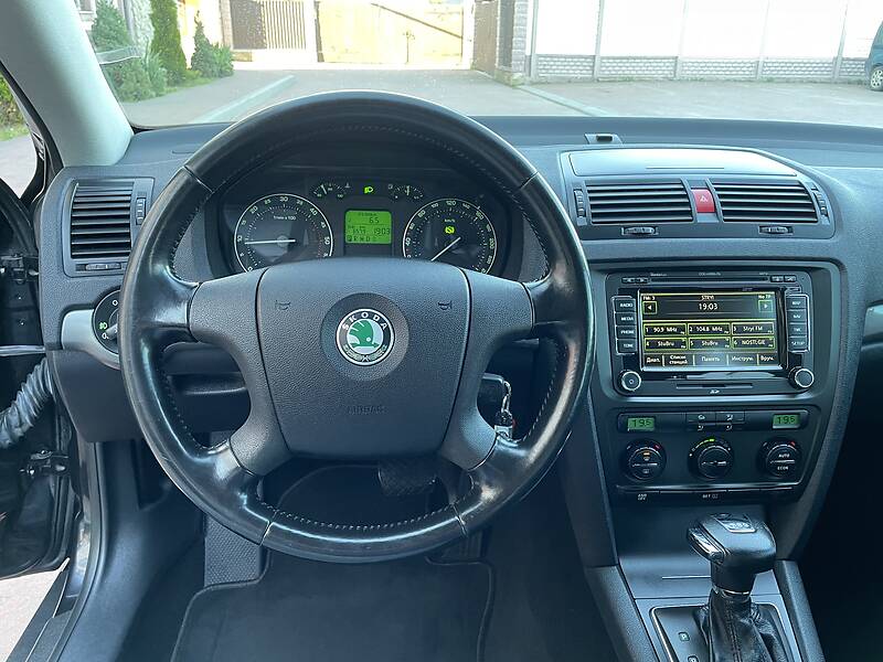 Хэтчбек Skoda Octavia 2007 в Стрые