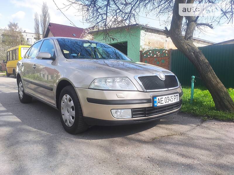 Хэтчбек Skoda Octavia 2006 в Желтых Водах