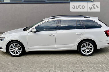 Универсал Skoda Octavia 2018 в 