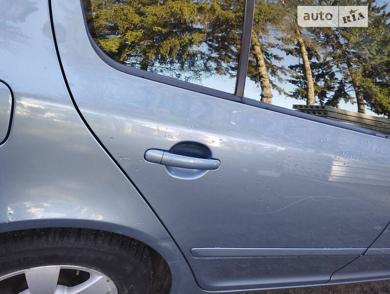 Седан Skoda Octavia 2011 в Дубно