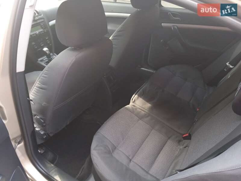 Лифтбек Skoda Octavia 2005 в Коломые