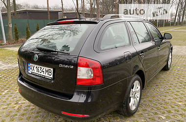 Универсал Skoda Octavia 2011 в 