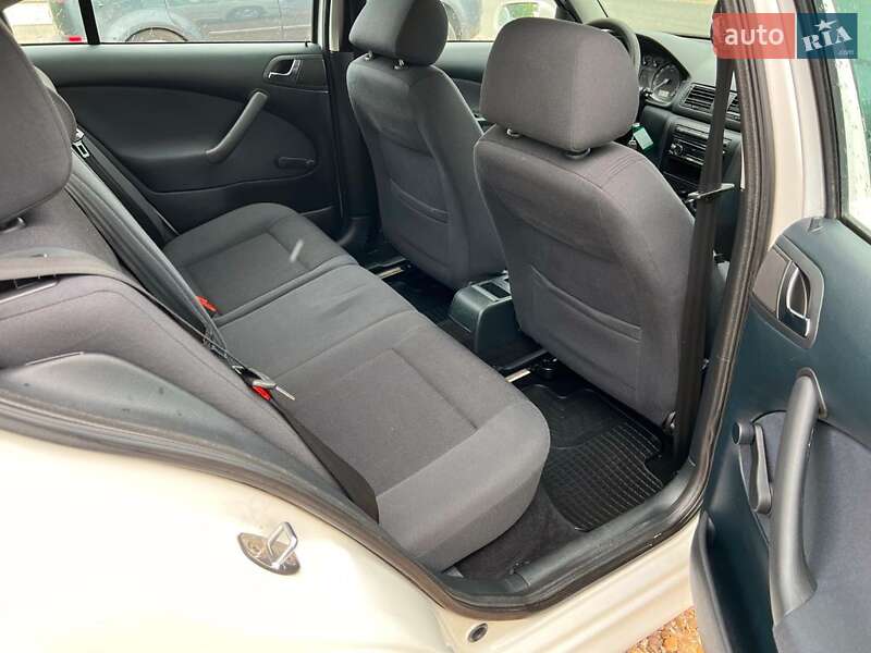 Лифтбек Skoda Octavia 2009 в Кривом Роге