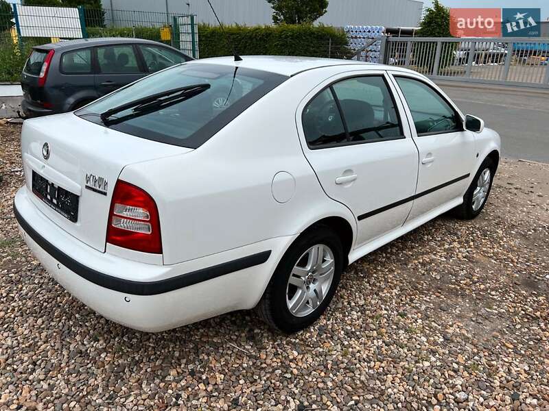 Лифтбек Skoda Octavia 2009 в Кривом Роге