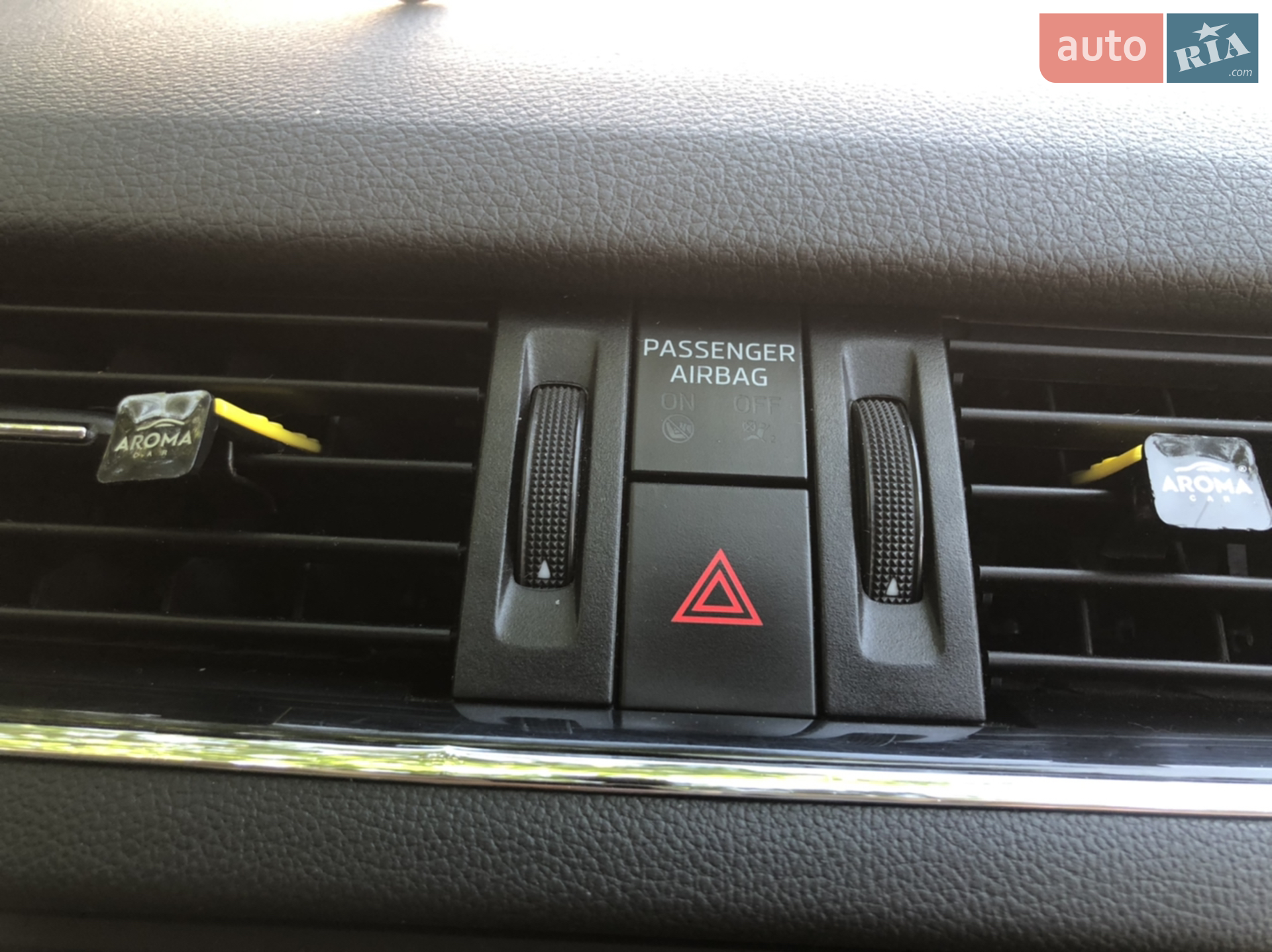 2013 Skoda Octavia - мініатюра 12