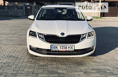 Універсал Skoda Octavia 2017 в 
