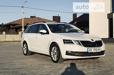 Універсал Skoda Octavia 2017 в 