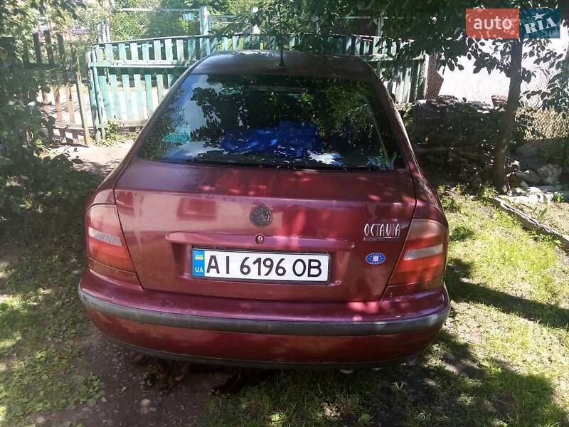 Лифтбек Skoda Octavia 1997 в Киеве