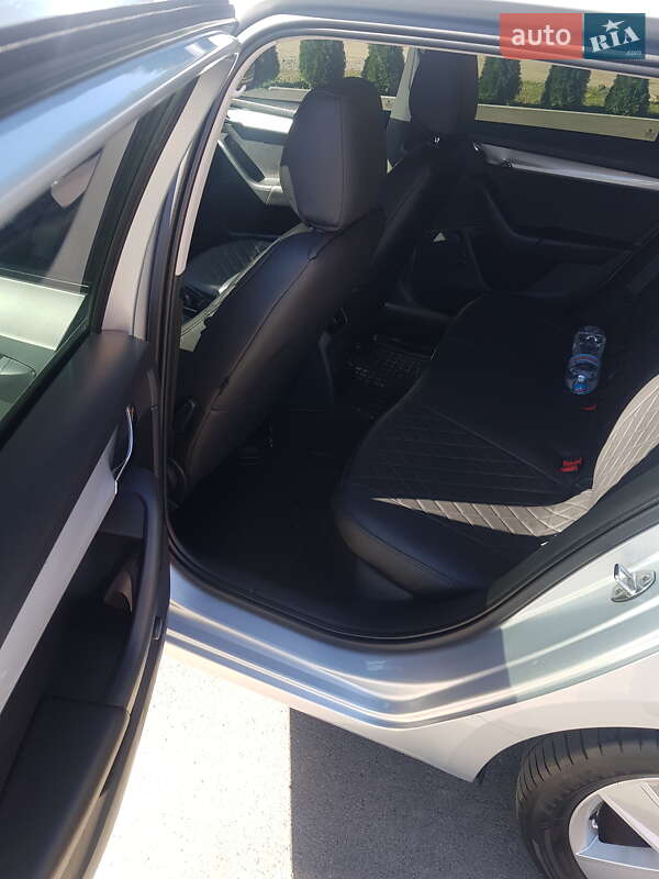 Универсал Skoda Octavia 2015 в Виннице