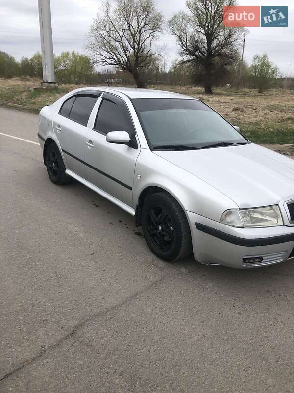 Ліфтбек Skoda Octavia 2001 в Ямполі